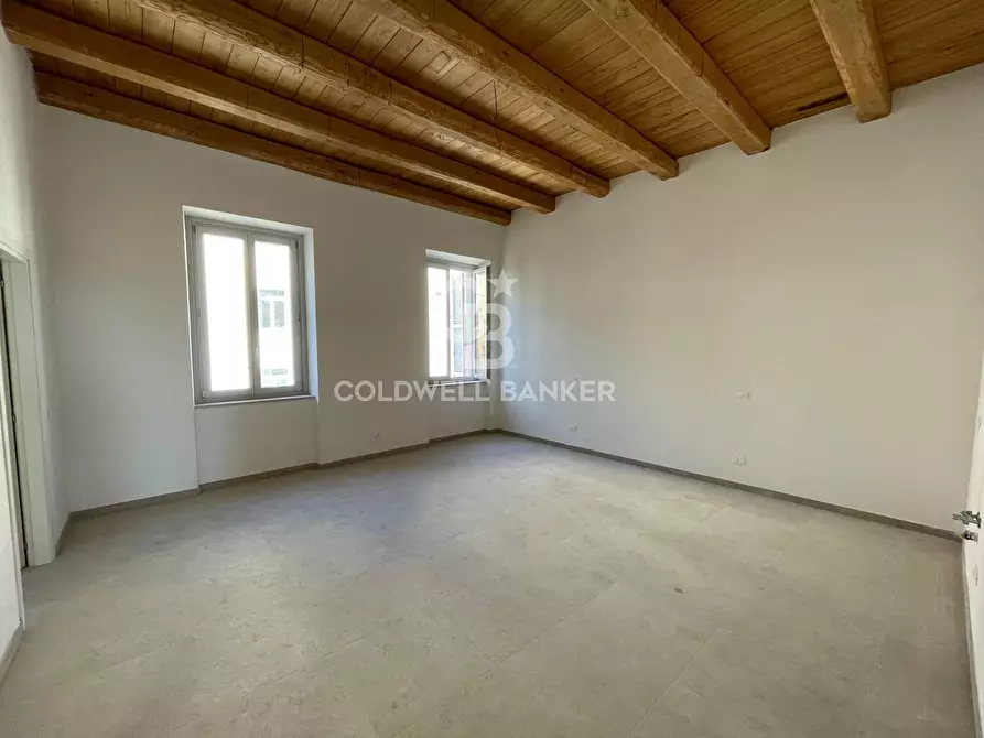 Immagine 10 di Palazzo in vendita  in Via della sapienza a Fermo