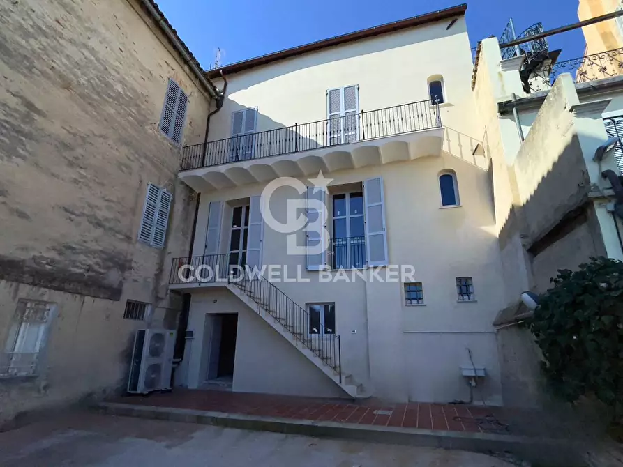 Immagine 22 di Palazzo in vendita  in Via della sapienza a Fermo