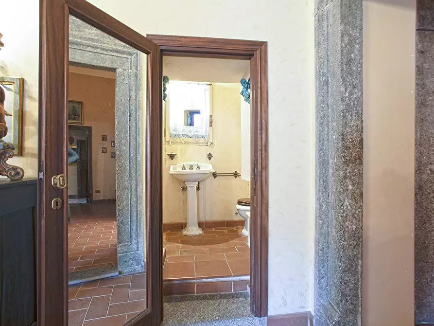 Immagine 29 di Appartamento in vendita  in Via Romanelli a Viterbo
