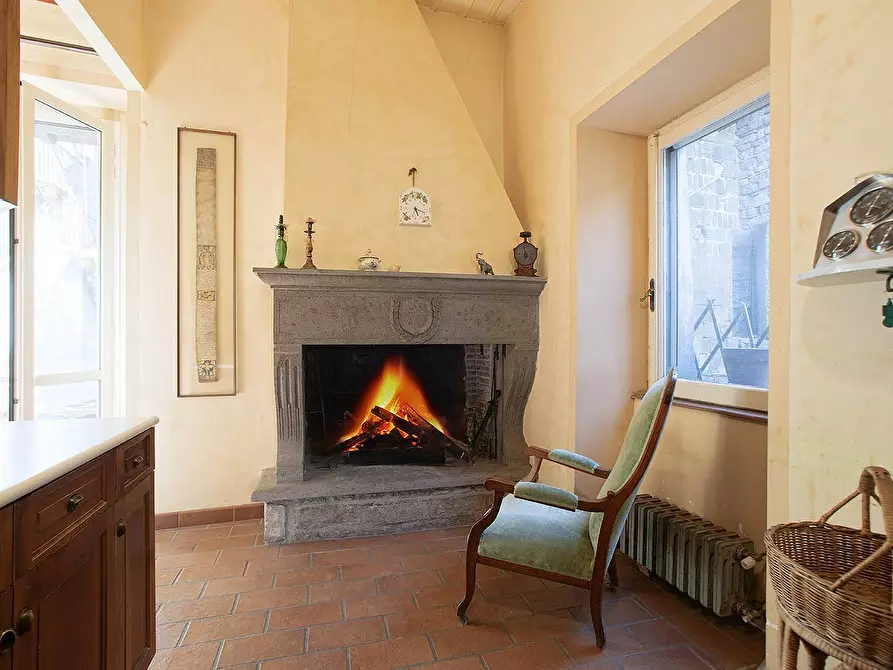 Immagine 13 di Appartamento in vendita  in Via Romanelli a Viterbo