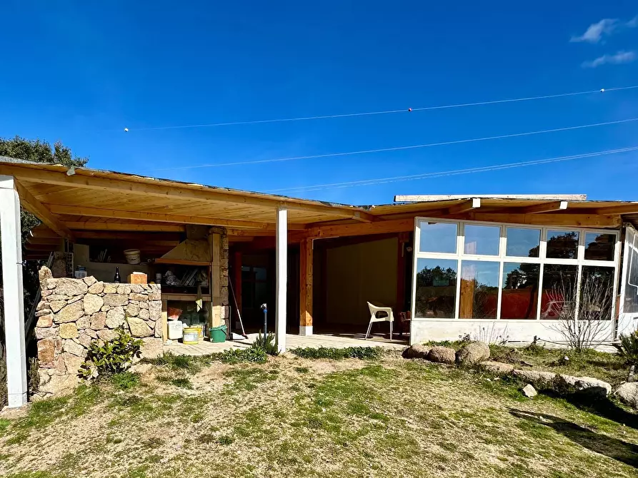 Immagine 9 di Bar / Ristorante in vendita  in ss 127 a Calangianus