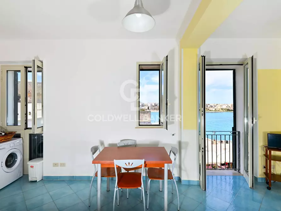 Immagine 1 di Appartamento in vendita  in Largo Cavour a Otranto