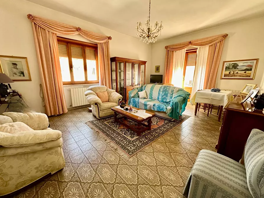 Immagine 2 di Casa indipendente in vendita  in VIA VASARI a Olbia