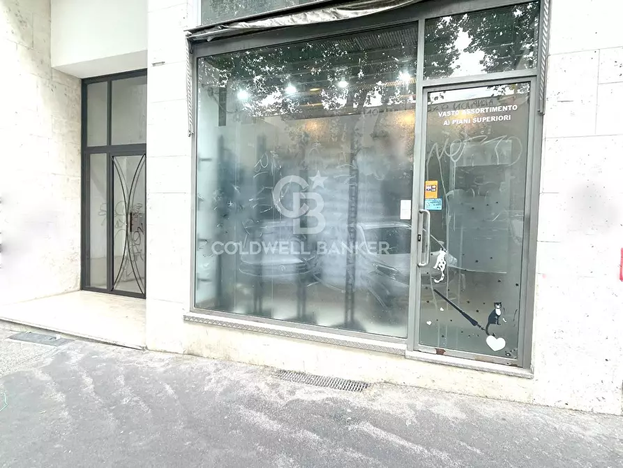 Immagine 1 di Locale commerciale in affitto  in Via Gaspare Gozzi a Roma