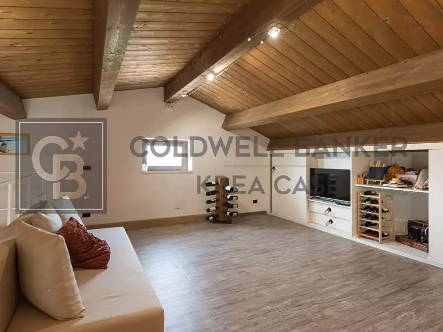 Immagine 21 di Villa in vendita  in Via Colle Scossite a Zagarolo