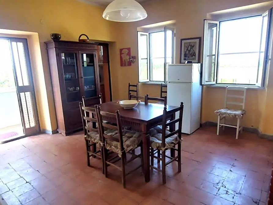 Immagine 1 di Appartamento in vendita  in strada toscanese a Viterbo