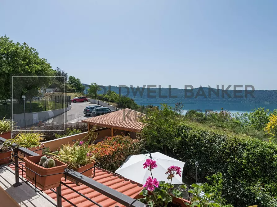 Immagine 27 di Villa in vendita  in via eroi di Nassiriya a Marino