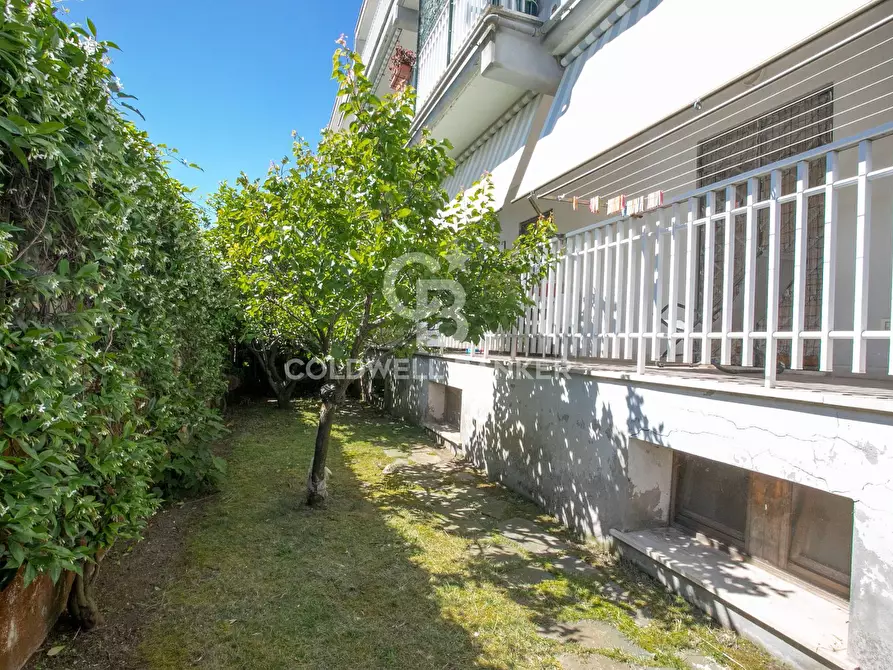 Immagine 22 di Appartamento in vendita  in VIA DELLA FORNACETTA a Santa Marinella