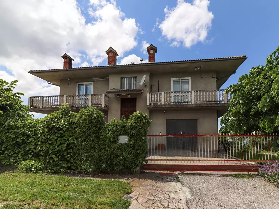 Immagine 1 di Casa indipendente in vendita  in Località Pilone a Belvedere Langhe