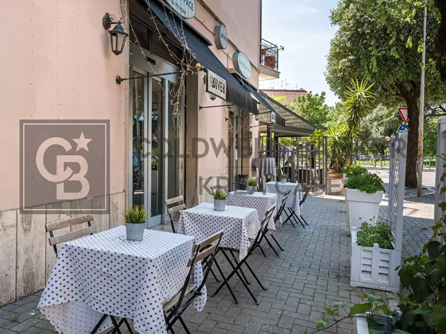 Immagine 3 di Bar / Ristorante in vendita  in Via Monte Grappa a Ciampino