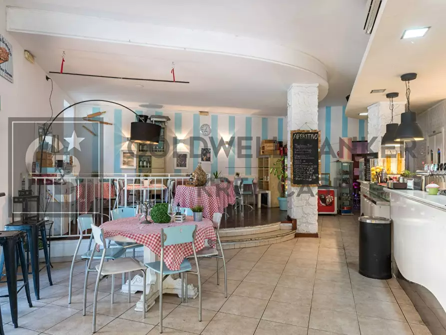 Immagine 7 di Bar / Ristorante in vendita  in Via Monte Grappa a Ciampino