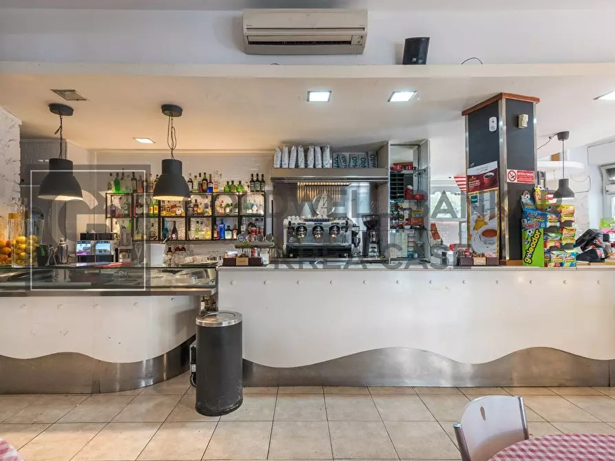 Immagine 8 di Bar / Ristorante in vendita  in Via Monte Grappa a Ciampino