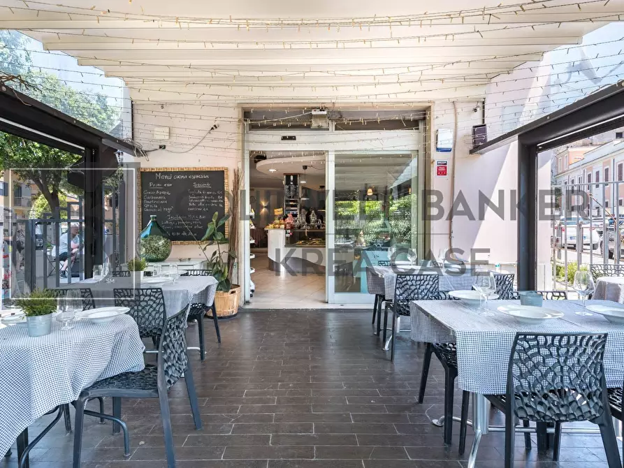 Immagine 11 di Bar / Ristorante in vendita  in Via Monte Grappa a Ciampino