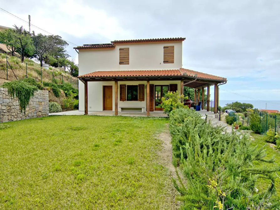 Immagine 8 di Villa in vendita  in Via delle Buche a Marciana