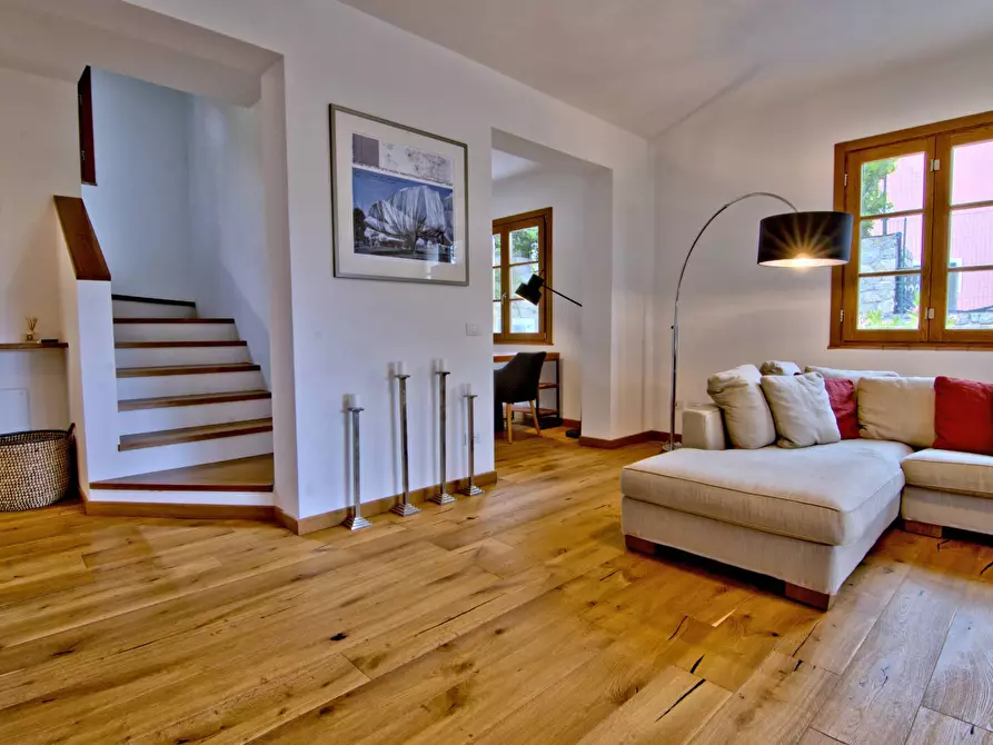 Immagine 18 di Villa in vendita  in Via delle Buche a Marciana