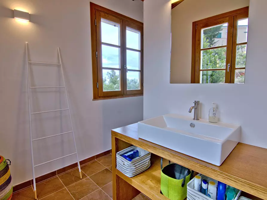 Immagine 30 di Villa in vendita  in Via delle Buche a Marciana