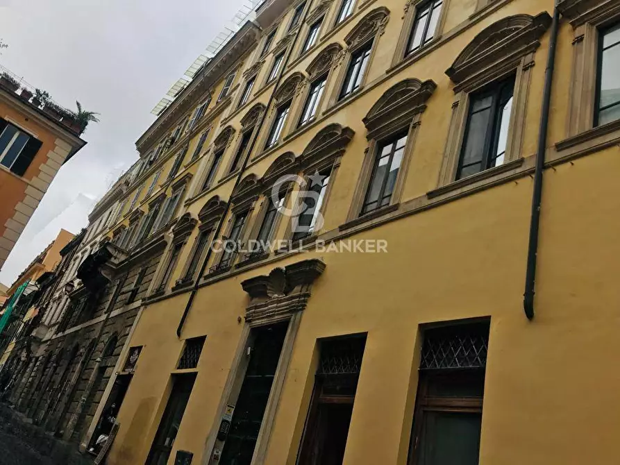 Immagine 17 di Appartamento in vendita  in Via Degli Zingari a Roma