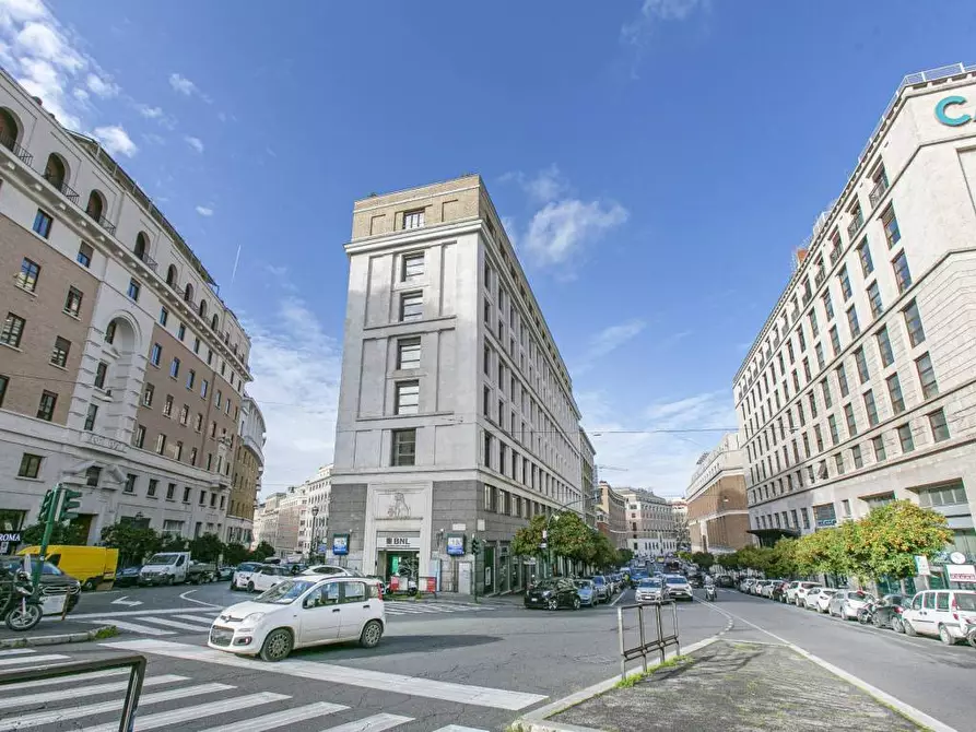 Immagine 20 di Ufficio in affitto  in Via Leonida Bissolati a Roma