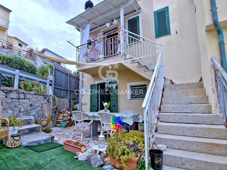 Immagine 27 di Appartamento in vendita  in Via della Costa a Campo Nell'elba