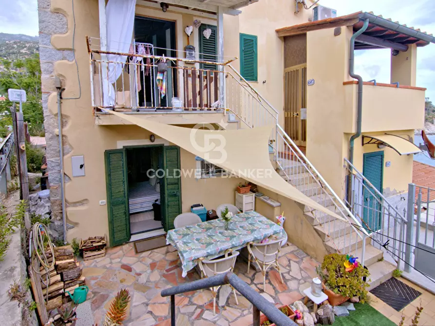 Immagine 14 di Appartamento in vendita  in Via della Costa a Campo Nell'elba