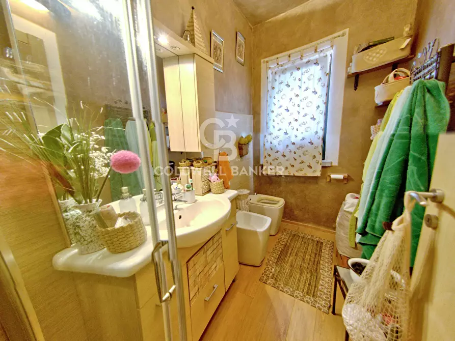 Immagine 19 di Appartamento in vendita  in Via della Costa a Campo Nell'elba