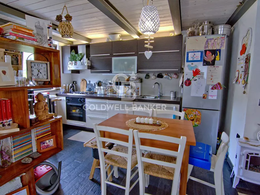 Immagine 10 di Appartamento in vendita  in Via della Costa a Campo Nell'elba