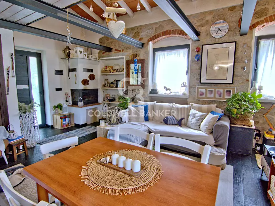 Immagine 11 di Appartamento in vendita  in Via della Costa a Campo Nell'elba