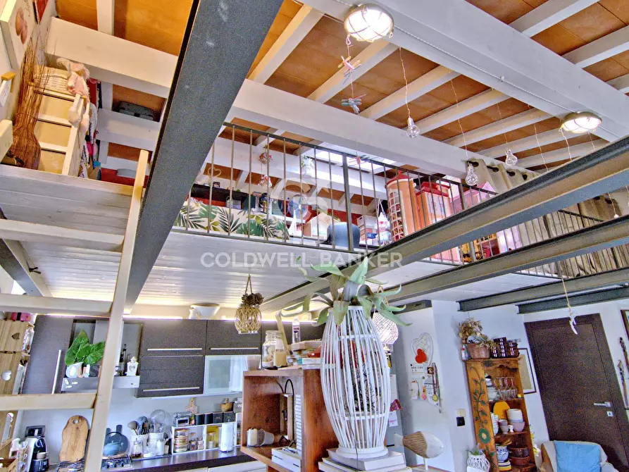 Immagine 23 di Appartamento in vendita  in Via della Costa a Campo Nell'elba