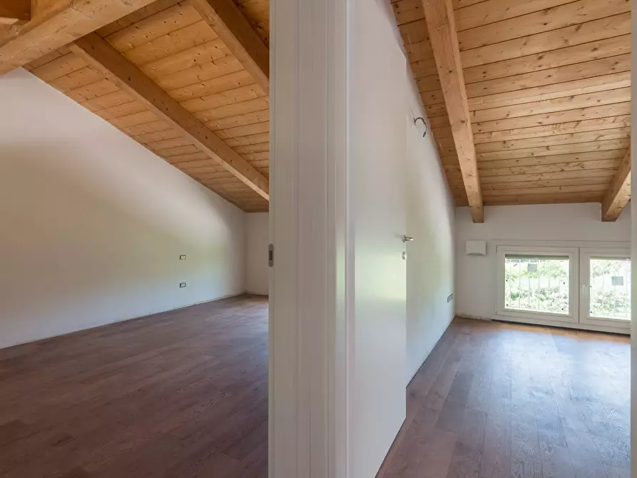 Immagine 26 di Appartamento in vendita  in Via Santa Maria del Piano di Sotto a Montescudo-Monte Colombo