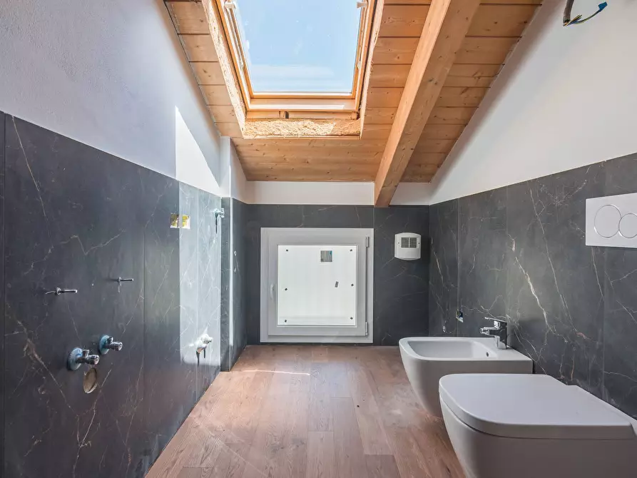 Immagine 23 di Appartamento in vendita  in Via Santa Maria del Piano di Sotto a Montescudo-Monte Colombo