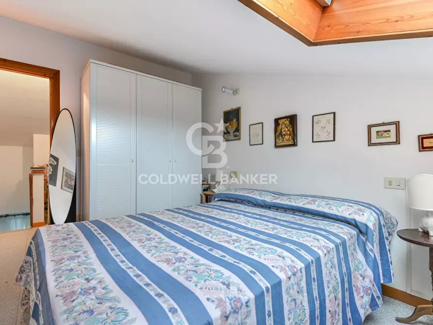 Immagine 14 di Villa in vendita  in Via degli Alberi a Campo Nell'elba