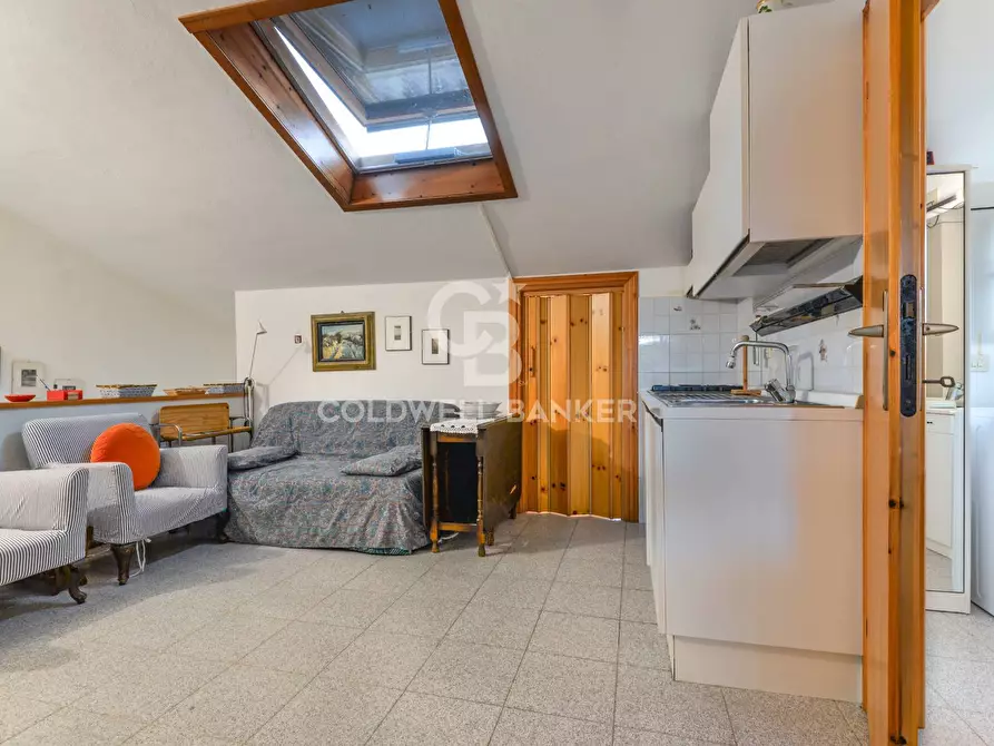 Immagine 7 di Villa in vendita  in Via degli Alberi a Campo Nell'elba