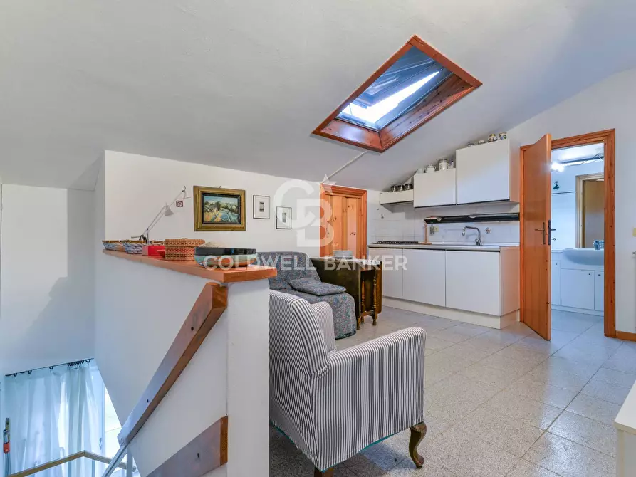 Immagine 10 di Villa in vendita  in Via degli Alberi a Campo Nell'elba