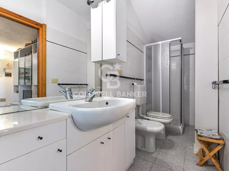 Immagine 12 di Villa in vendita  in Via degli Alberi a Campo Nell'elba