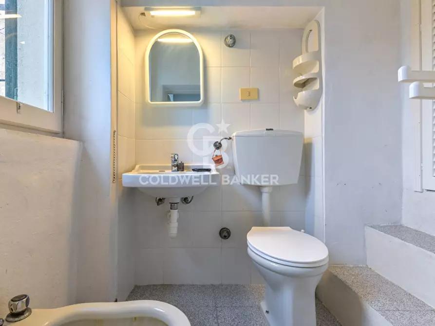 Immagine 18 di Villa in vendita  in Via degli Alberi a Campo Nell'elba