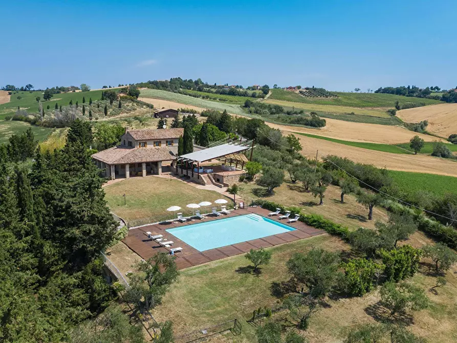 Immagine 6 di Rustico / casale in vendita  in Strada del breccione a San Costanzo