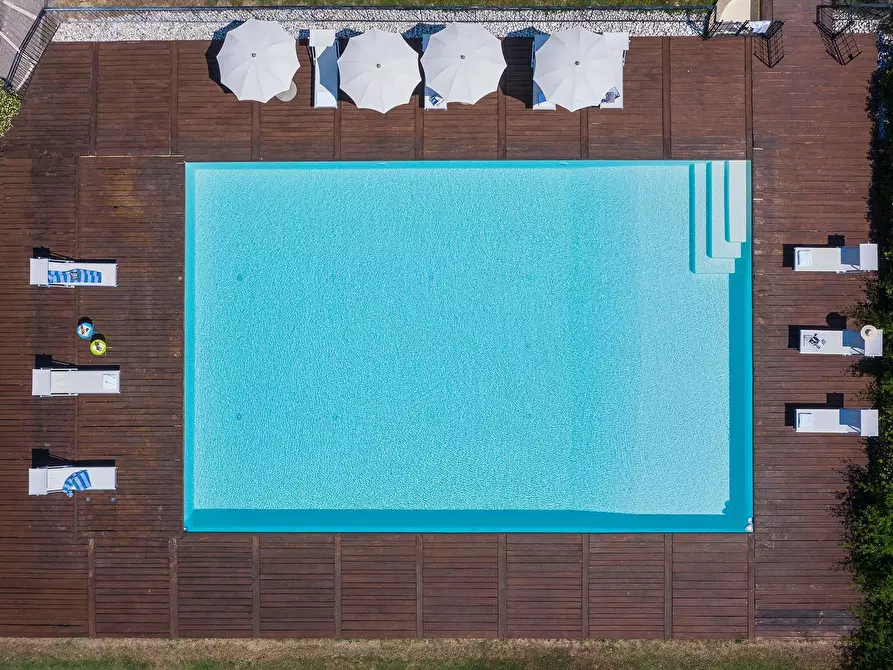 Immagine 7 di Rustico / casale in vendita  in Strada del breccione a San Costanzo