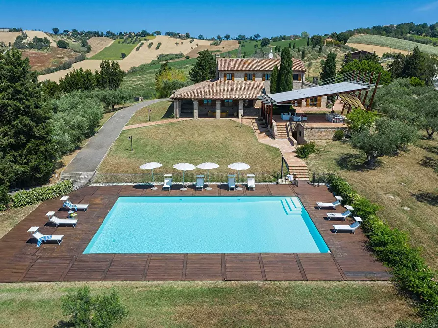 Immagine 5 di Rustico / casale in vendita  in Strada del breccione a San Costanzo