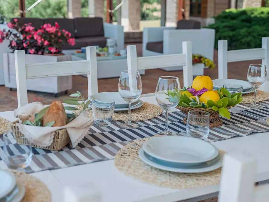 Immagine 18 di Rustico / casale in vendita  in Strada del breccione a San Costanzo