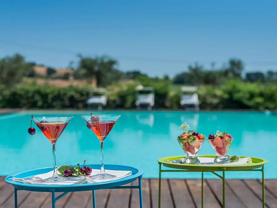 Immagine 10 di Rustico / casale in vendita  in Strada del breccione a San Costanzo