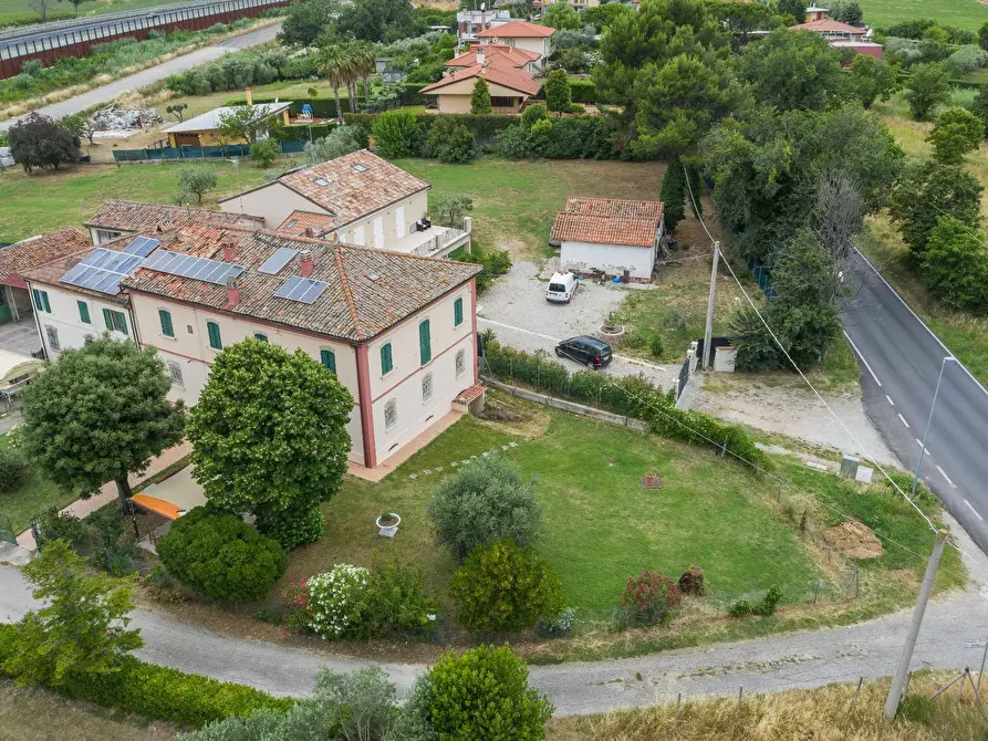 Immagine 1 di Rustico / casale in vendita  in Via Grotta a Misano Adriatico