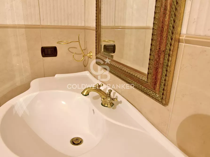 Immagine 30 di Appartamento in vendita  in Via della Stella a Portoferraio