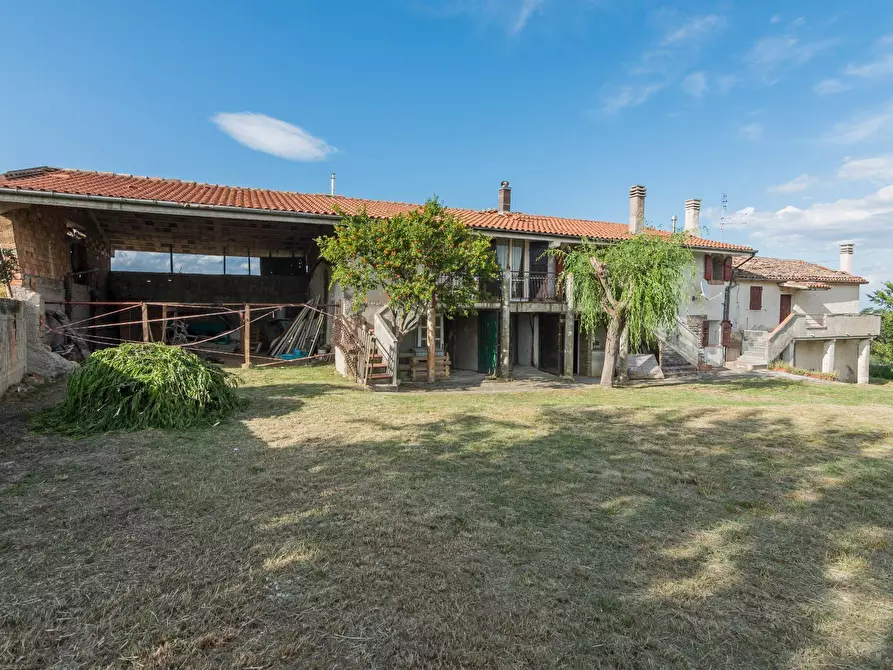 Immagine 28 di Rustico / casale in vendita  in Via Casenuove a Tavoleto