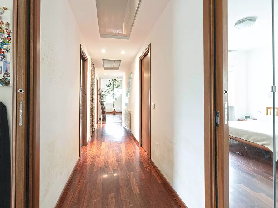 Immagine 24 di Villa in vendita  in Strada Roncone a Viterbo