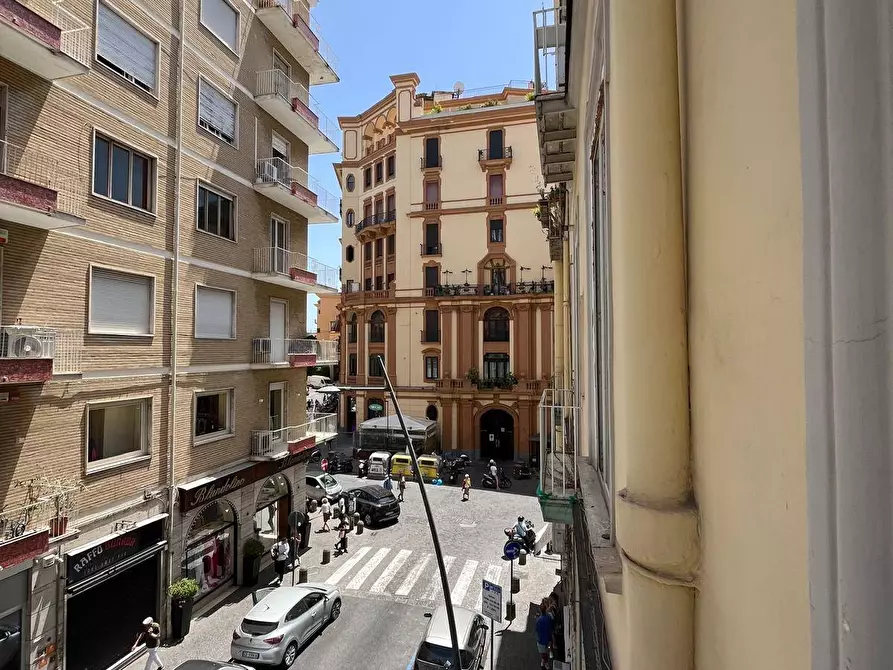 Immagine 1 di Appartamento in vendita  in via cimarosa a Napoli