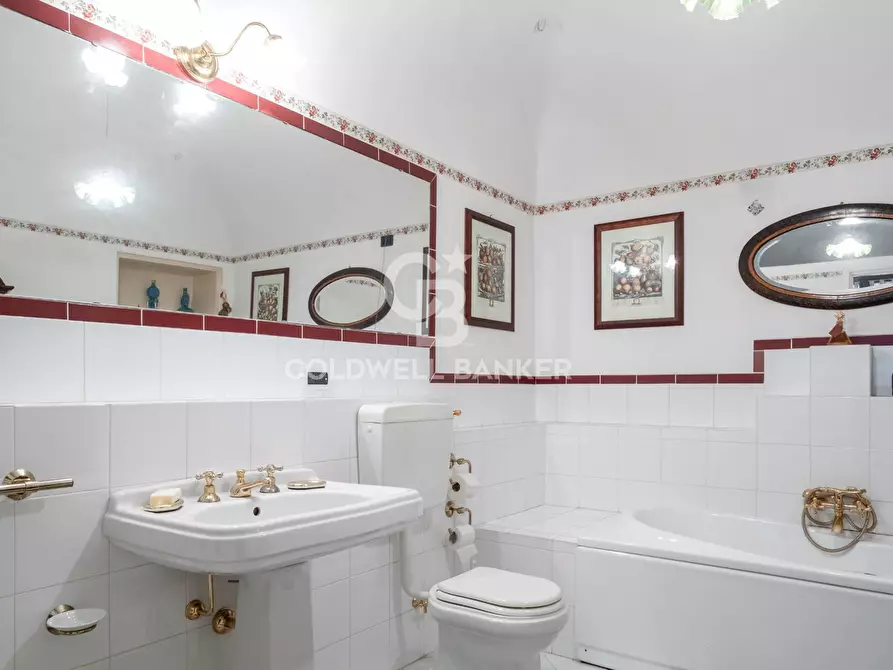 Immagine 18 di Villa in vendita  in Cascina San Grato a Sala Monferrato