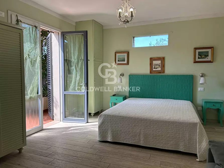 Immagine 12 di Appartamento in vendita  in Viale Elba a Campo Nell'elba