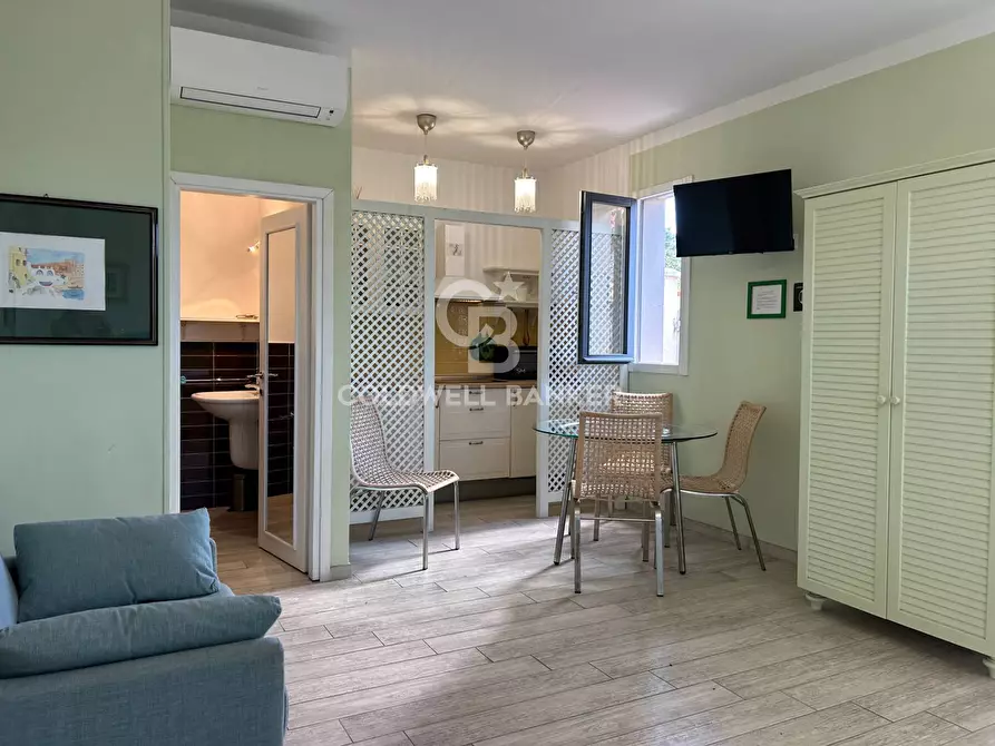 Immagine 21 di Appartamento in vendita  in Viale Elba a Campo Nell'elba