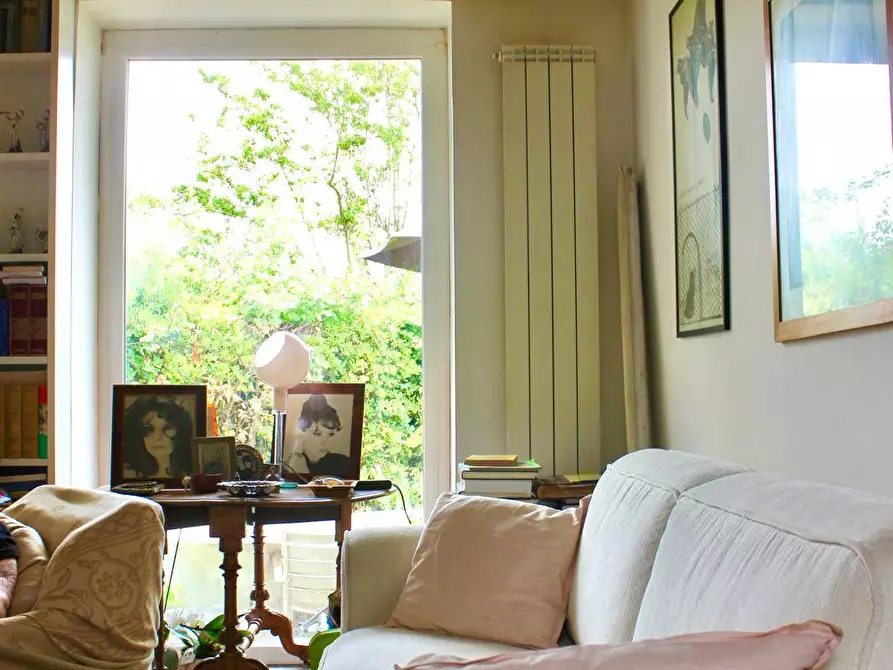 Immagine 2 di Appartamento in vendita  in largo dell'olgiata a Roma