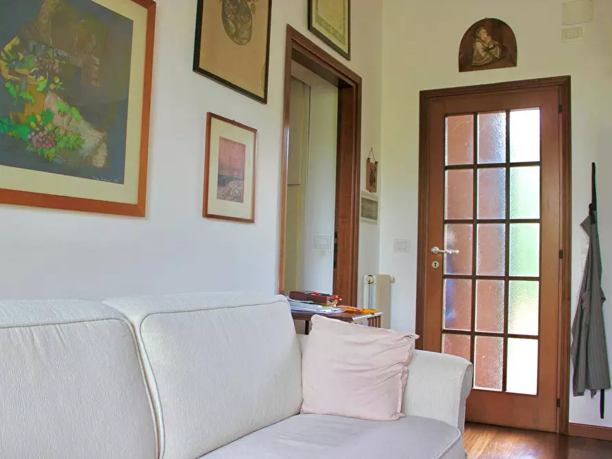 Immagine 4 di Appartamento in vendita  in largo dell'olgiata a Roma